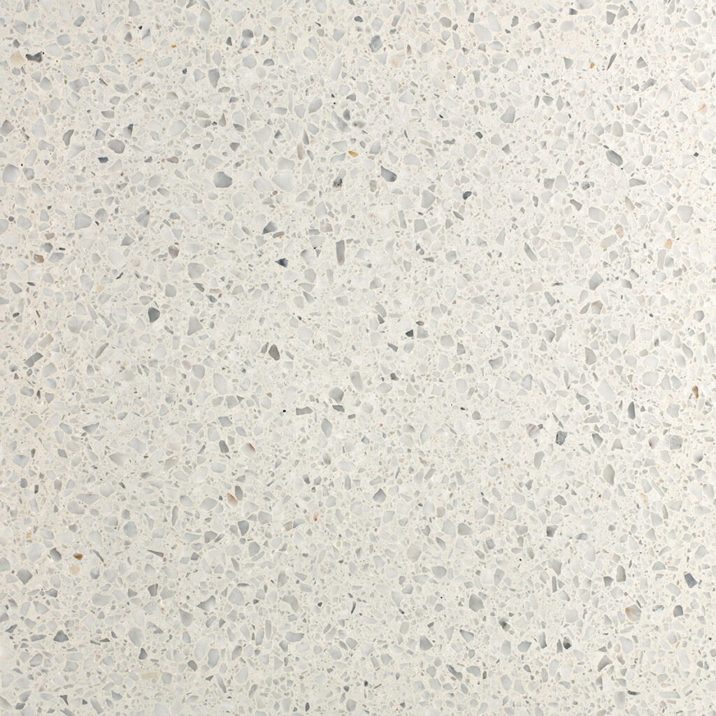 BATHROOM WITH AGGLOTECH BIANCO CARRARA, foto 4 dari 4