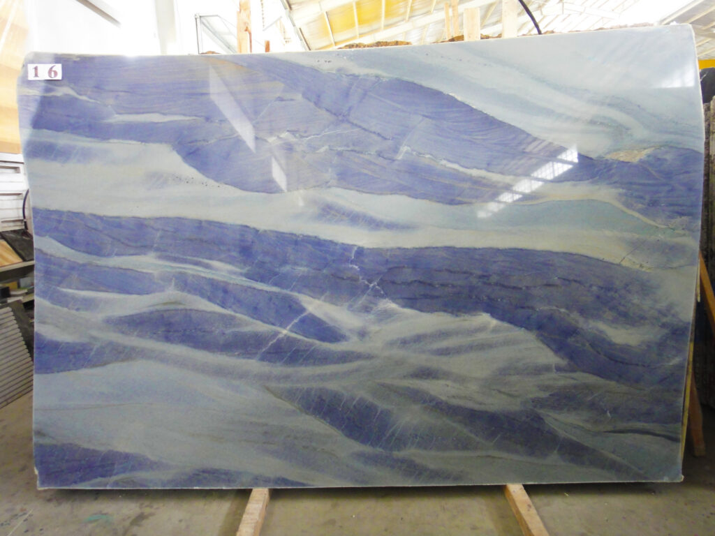 AZUL BOQUIRA, photo 2 of 2