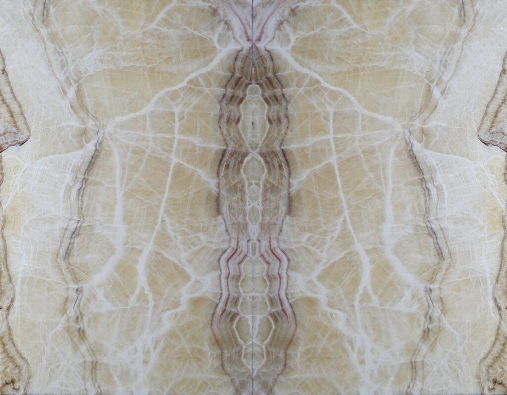 ONYX CRYSTAL, foto 1 dari 2