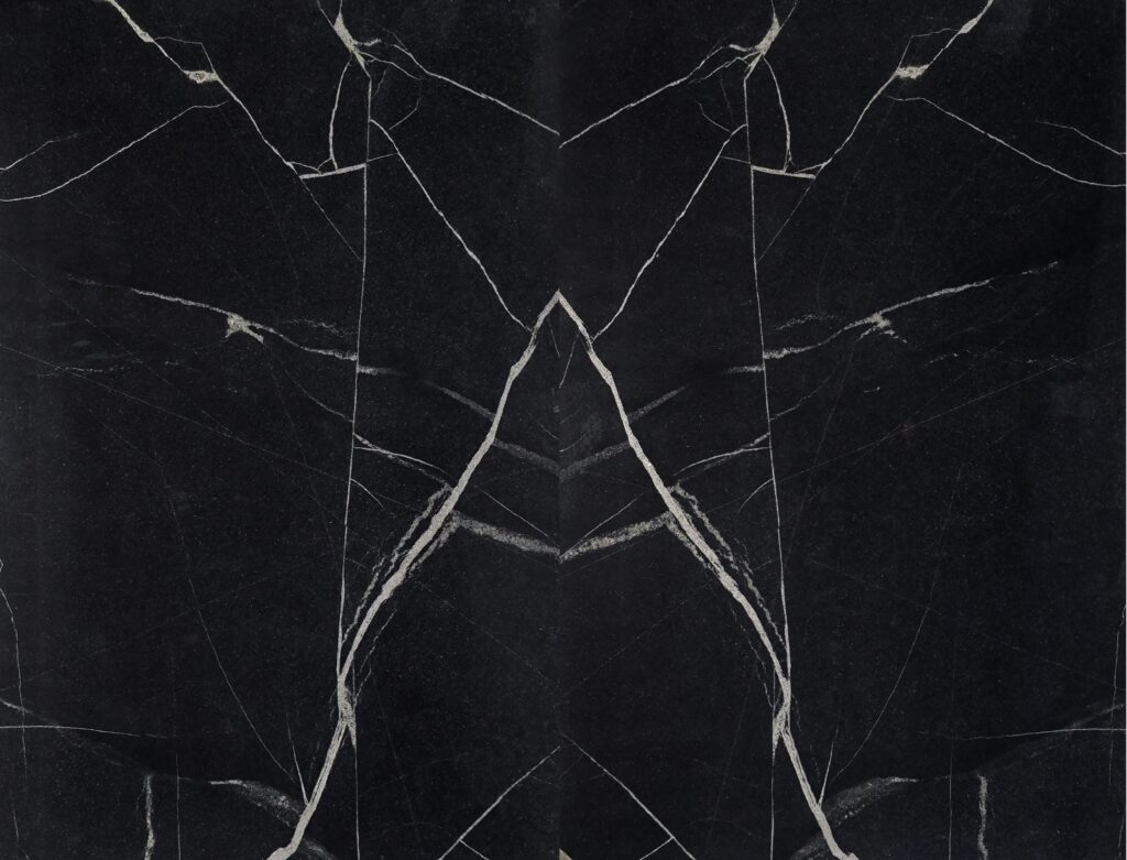 ASTRAL BLACK, foto 1 dari 1