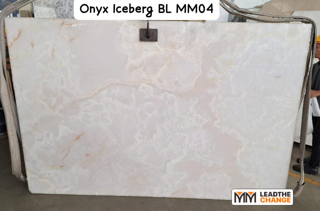 ONYX ICEBERG, foto 2 dari 2