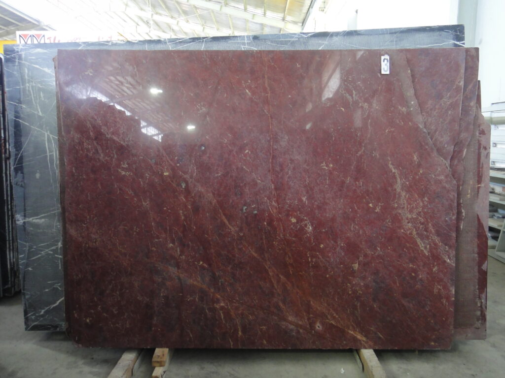 ROSSO IMPERIALE, foto 3 dari 3