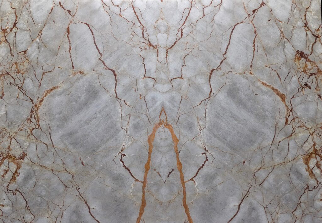 WHITE AMBER, foto 1 dari 1