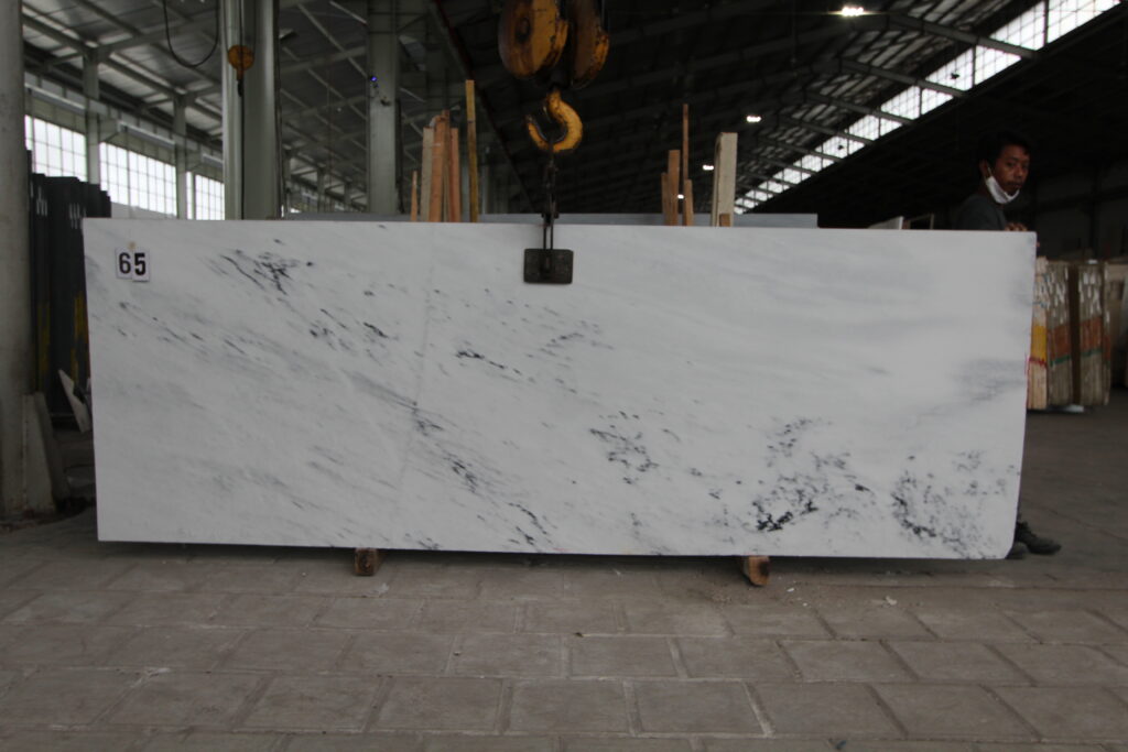 BIANCO FANTASIA, photo 2 of 2