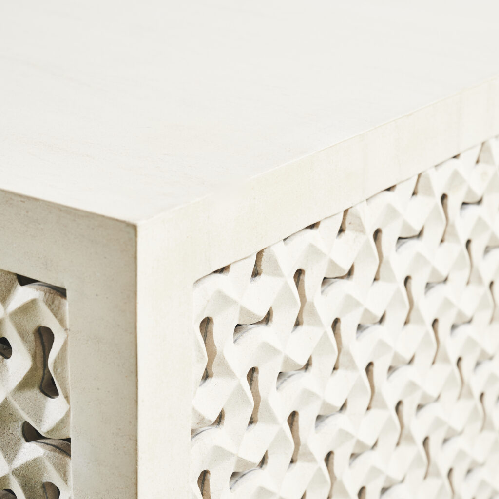 LATTICE COFFEE TABLE, photo 2 of 5