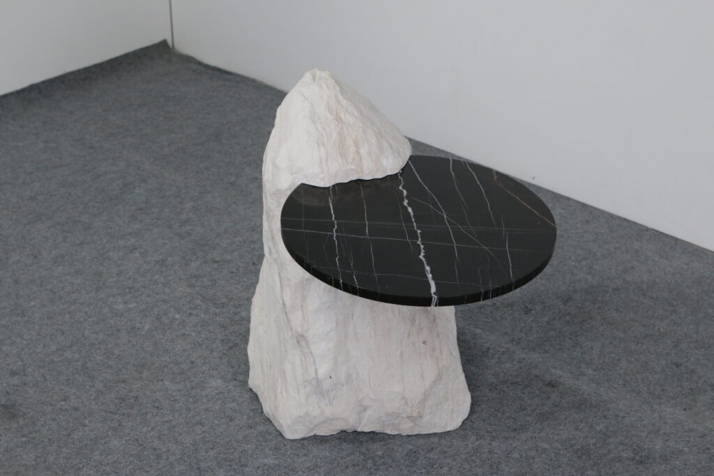 EVEREST TABLE, photo 1 of 4