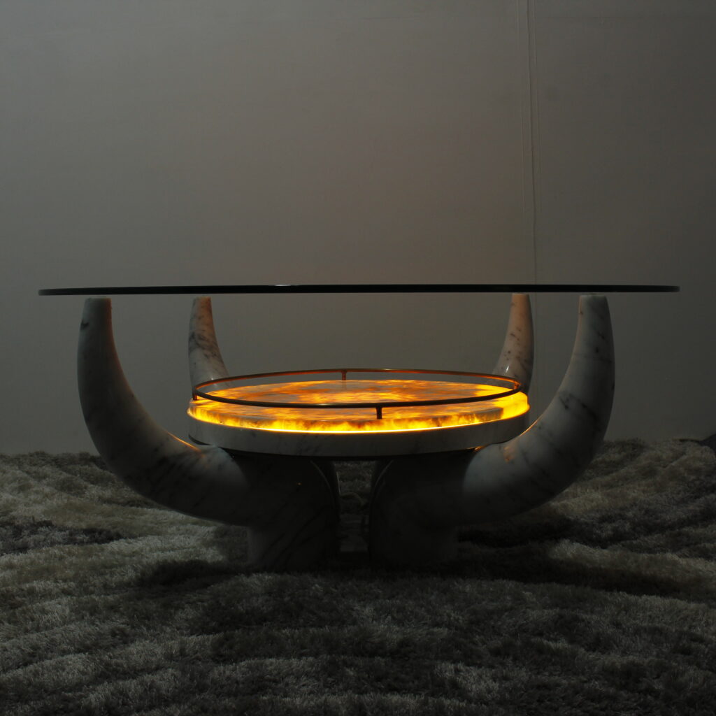 MAHISA TABLE, photo 3 of 3