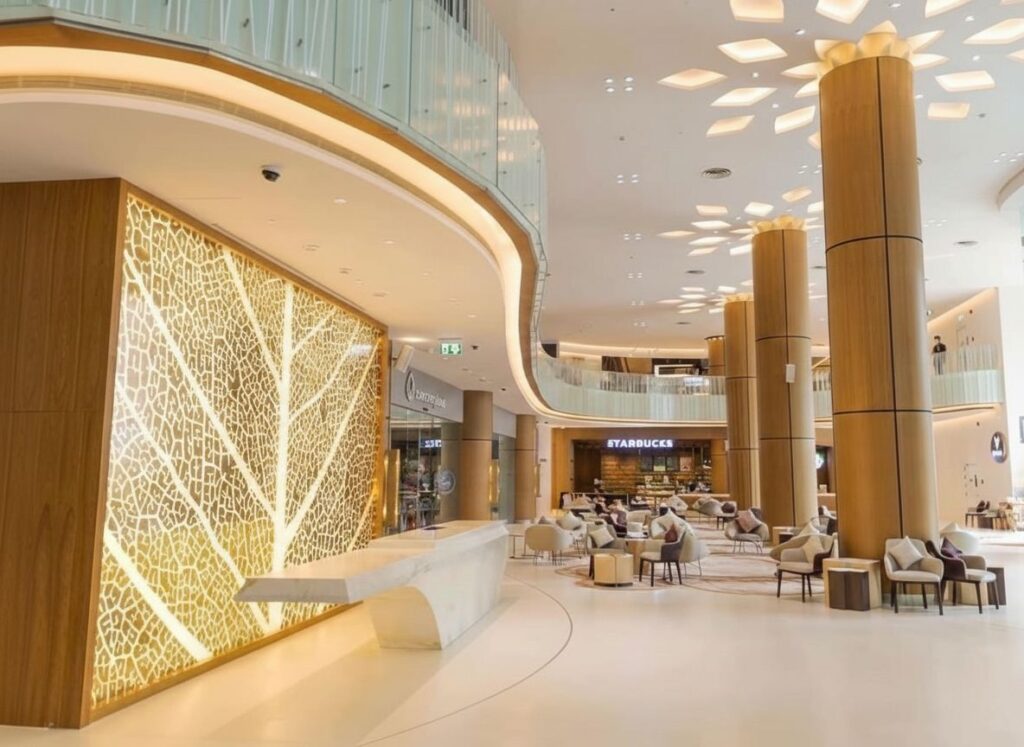BUMUNGRAD INTERNATIONAL HOSPITAL, BANGKOK, THAILAND, foto 1 dari 2