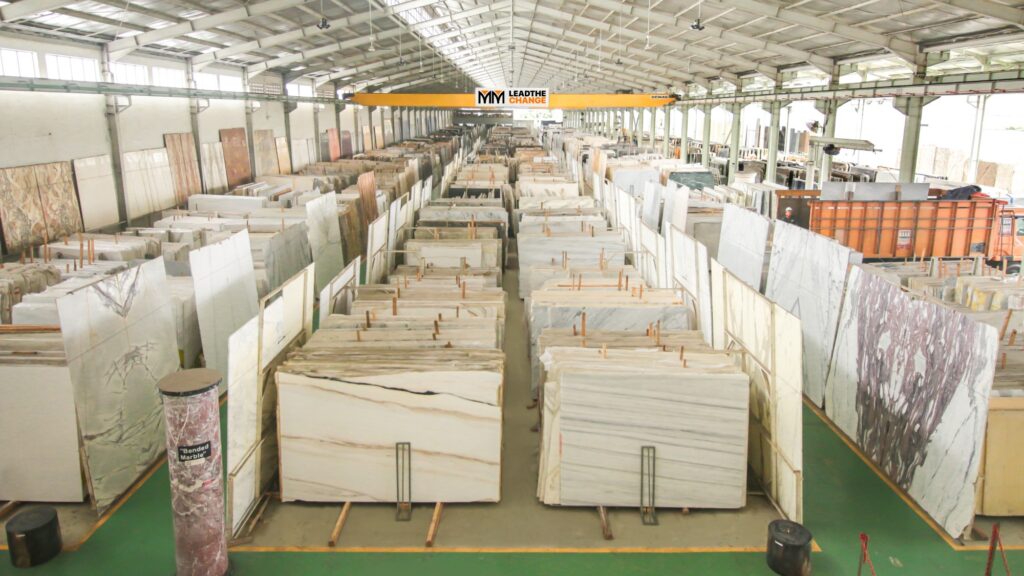 Showroom Surabaya, foto 3 dari 3
