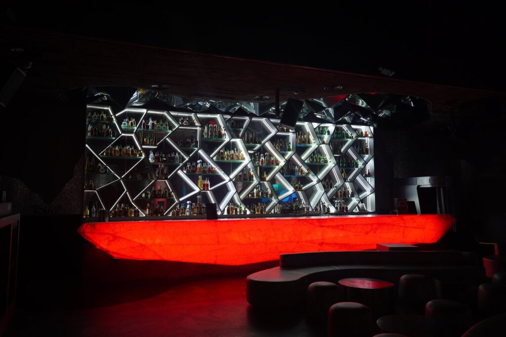 H LIST SCBD JAKARTA, photo 2 of 14