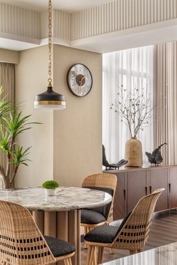 LA VIZ APARTMENT SURABAYA, photo 3 of 7