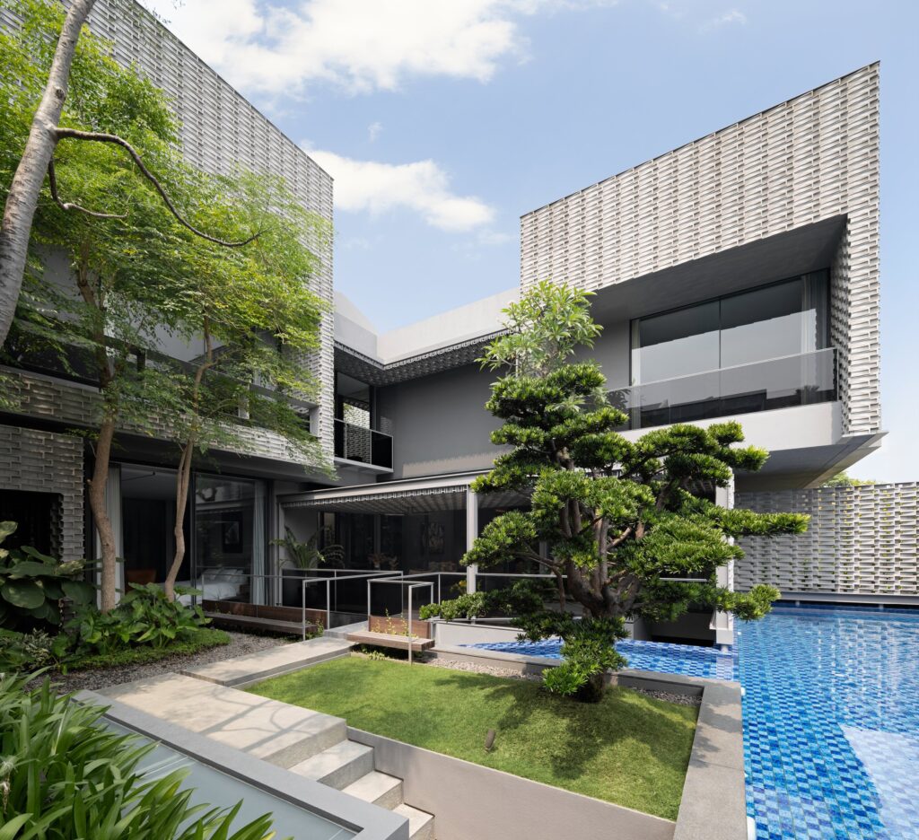 LK HOUSE SURABAYA, photo 1 of 11
