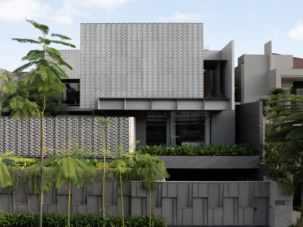 LK HOUSE SURABAYA, photo 2 of 11