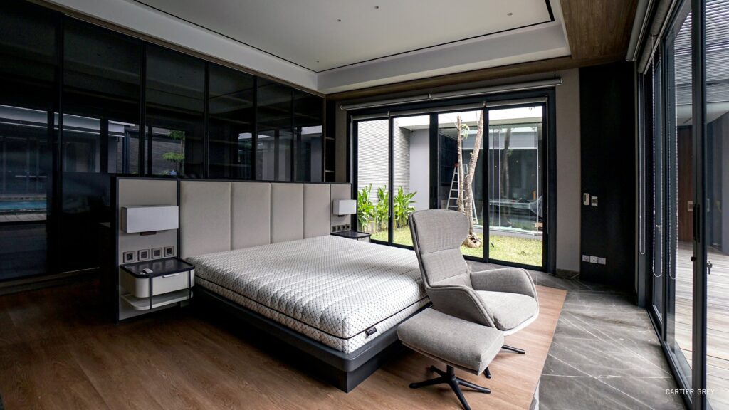 PRIVATE HOUSE JAKARTA, photo 1 of 7