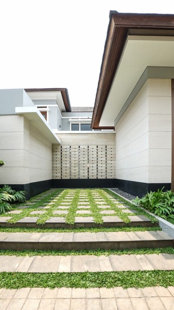 PRIVATE HOUSE PERMATA HIJAU, photo 2 of 6