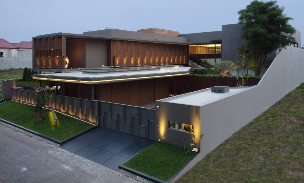 R HOUSE PAVILIUN GOLF CITRALAND, photo 1 of 12